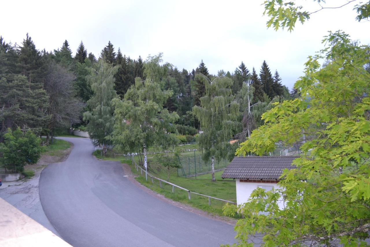 Gasthof Zum Gruenen Baum Verano Екстер'єр фото