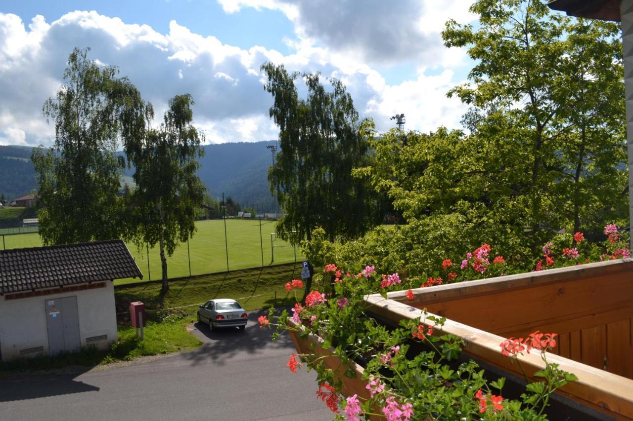 Gasthof Zum Gruenen Baum Verano Екстер'єр фото